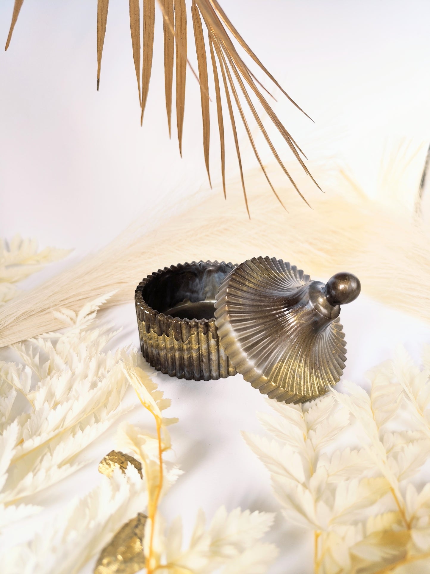 Pot à bijoux en résine époxy