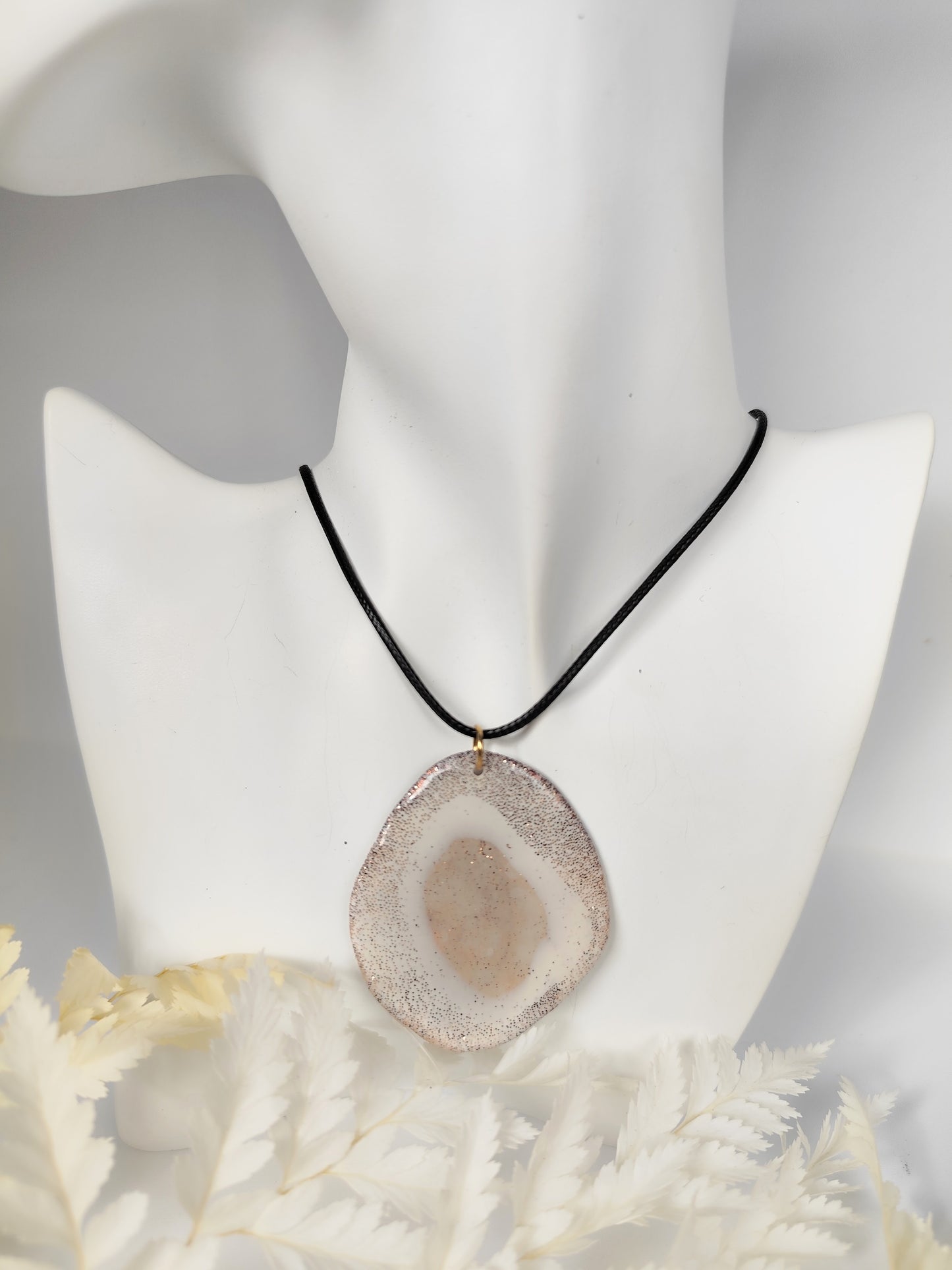 Collier Ovale Minéral