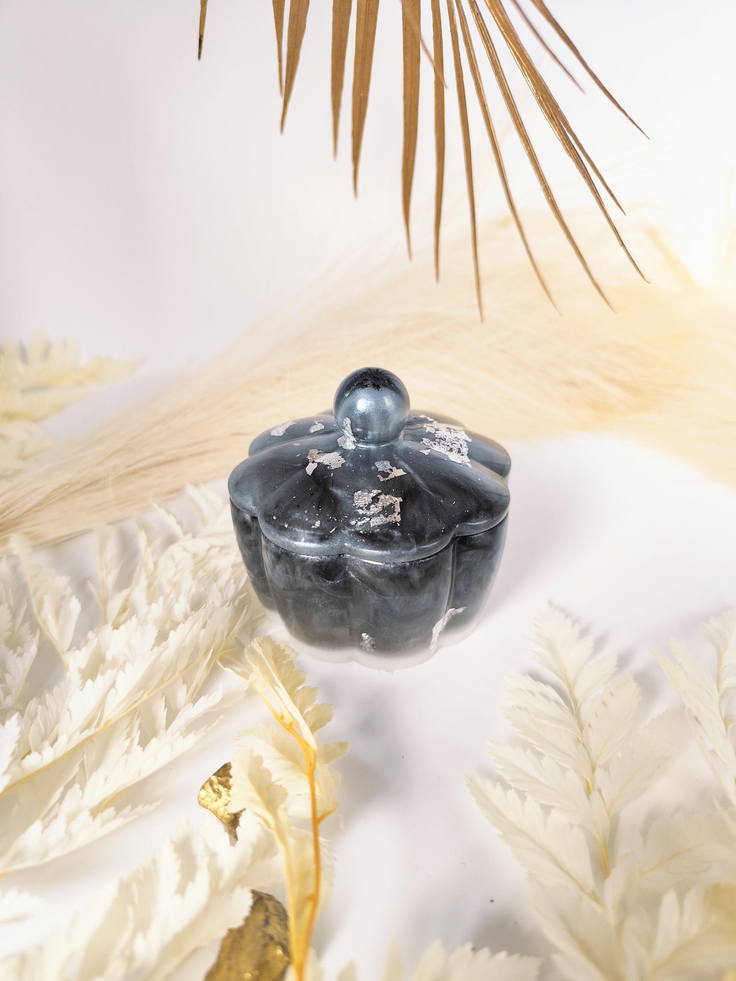 Pot à bijoux en résine époxy