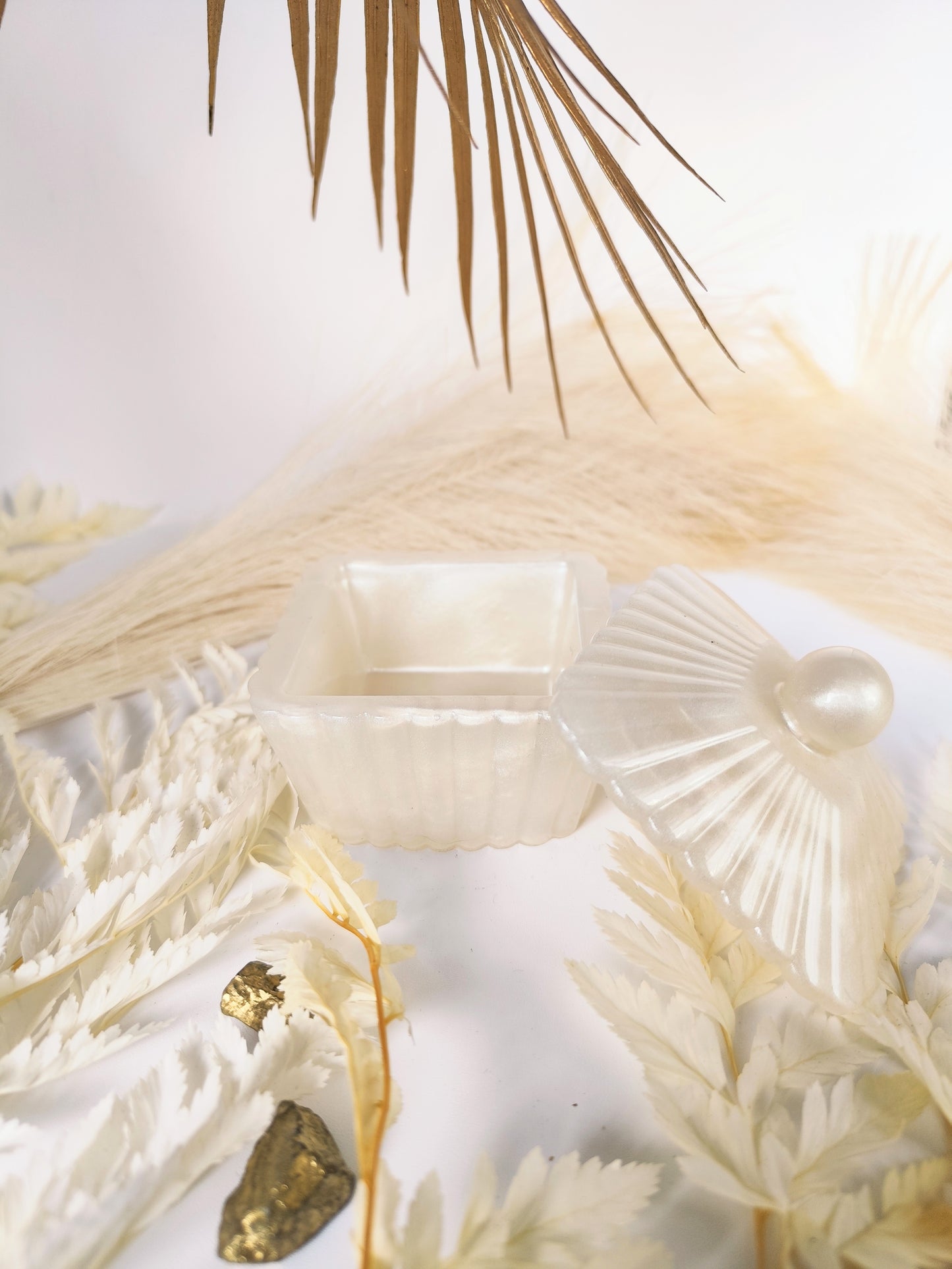 Boîte à bijoux en résine époxy