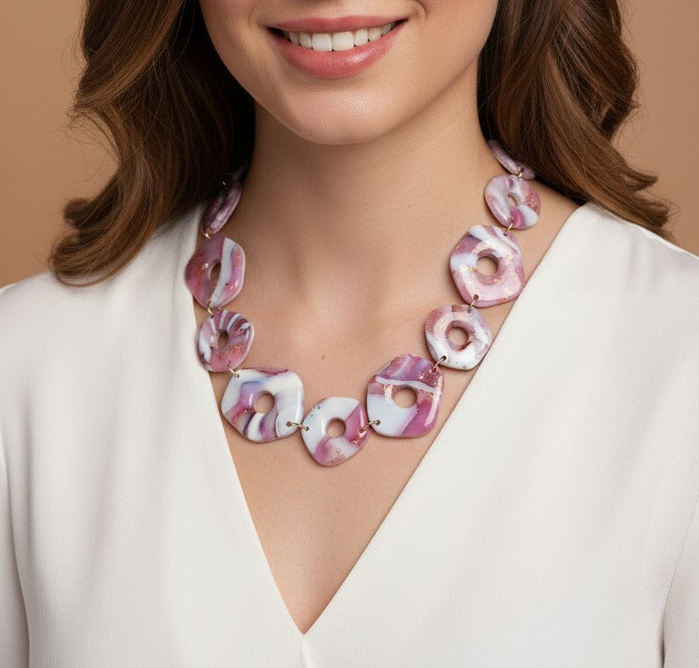 Collier Rose Sauvage